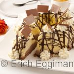 Eis-Rezept: Zweifarbige Schokoladeneis-Torte (Gugelhupf)