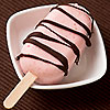 Rezept: Erdbeer-Minz-Eis am Stiel selber machen