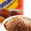 Eis-Rezept: Schokoladeneis mit Ovomaltine Crunchy