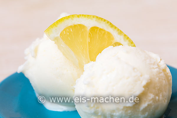 Eis-Rezept: Zitronen-Buttermilch-Eis selbst machen - Selbst Eis machen ...